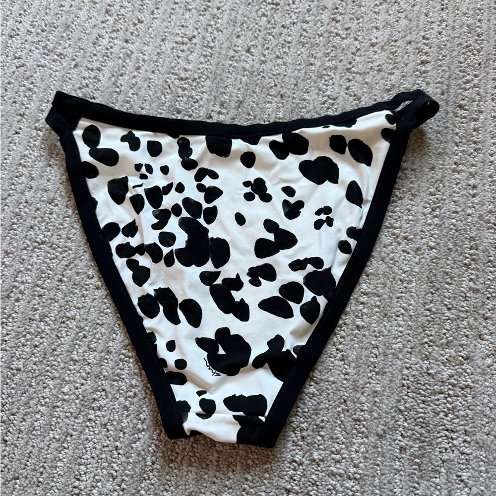 Shan Bikini Bottom - Picture 6 of 8